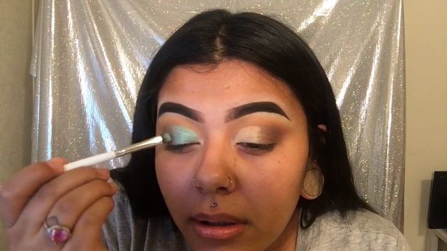 TOO FACED CLOVER PALETTE REVIEW смотреть онлайн