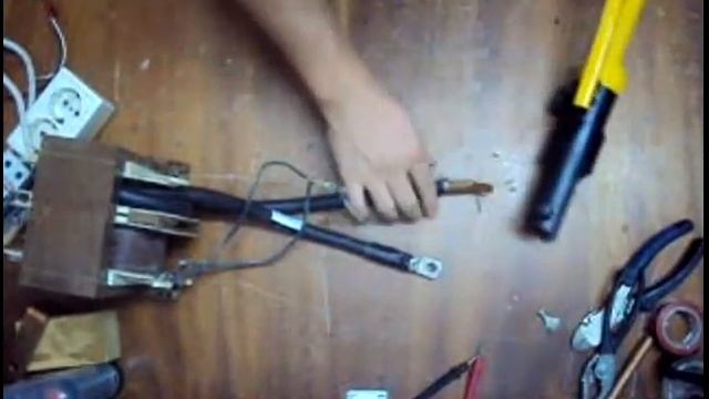 Лайфхак-Самодельная клемма смотреть онлайн