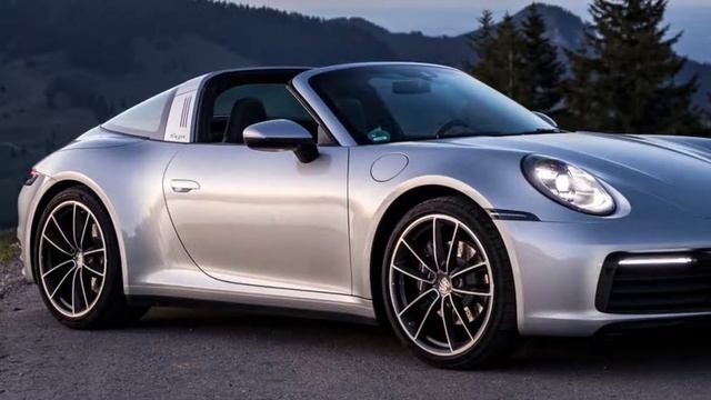 2022 Porsche 911 Targa 4 INTERIOR, exterior Details смотреть онлайн