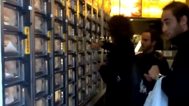 Febo: Food From A Wall