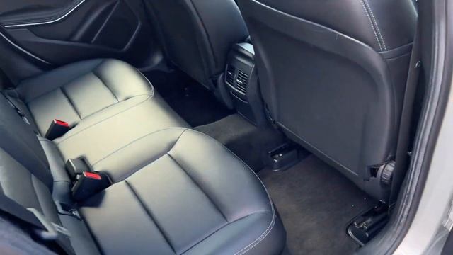 2018 Mercedes A180D SE Executive Review смотреть онлайн