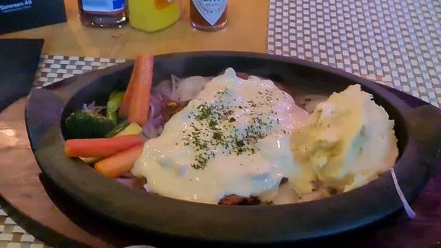 Hidden secrets of Islamabad | D-city Kabana Restaurant | Eastern and western cuisines | Pakistan смотреть онлайн