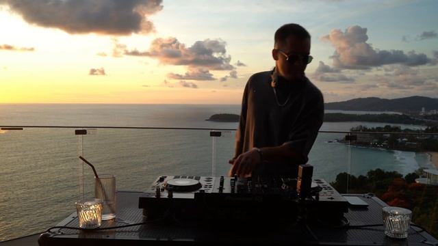 DJ LEV DANILOV - DJ live at Tree bay / Phuket Thailand смотреть онлайн