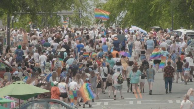 ATHENS PRIDE 2022 | CANON C70 + LEICA R 250MM смотреть онлайн
