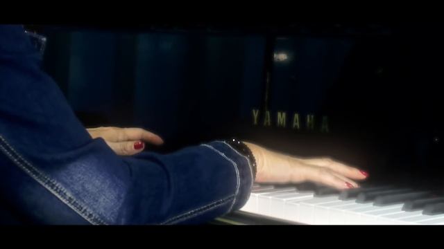 Stefania Corona - Tic Tac Blues (Official Video) смотреть онлайн
