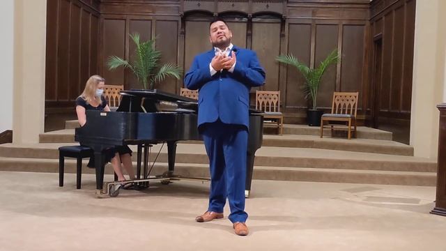 Eri tu (Verdi) sung by Mark Billy acc. by Emily Urban смотреть онлайн