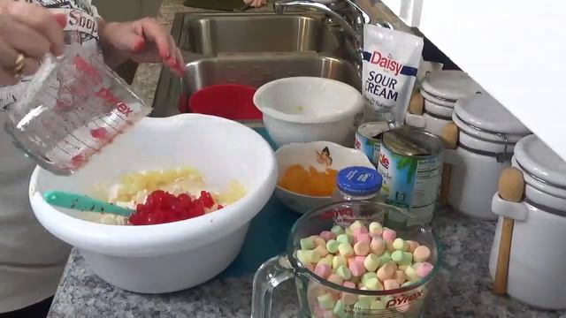 Ambrosia Fruit Salad Recipe смотреть онлайн