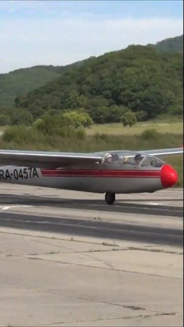 посадка Бланик Л13 | Glider Blanik L13 смотреть онлайн