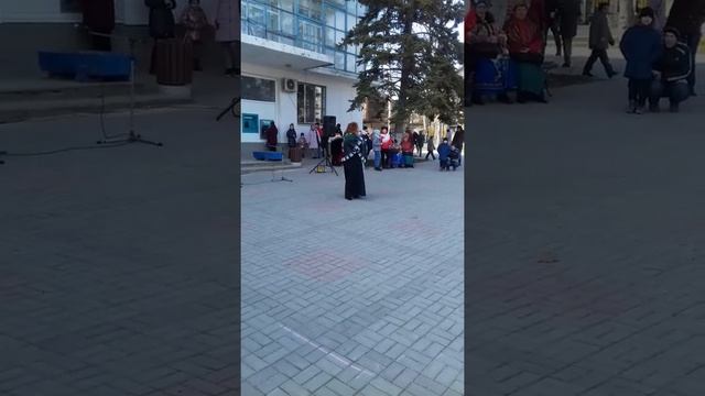 Весна ,что нас свела с ума смотреть онлайн