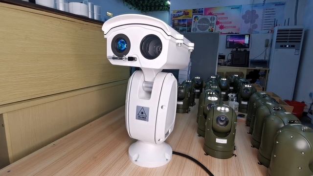 High-speed PTZ laser camera with wiper смотреть онлайн