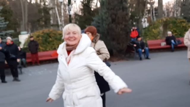 ПРОСТО ПЕРЕЖДАТЬ смотреть онлайн