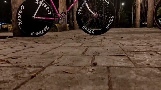 Wheelset upgrade to my Classic FIXED GEAR смотреть онлайн