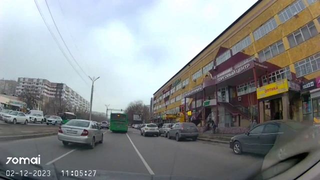 02.12.2023 Алматы Толе би Тастак стоянка на полосе для ОТ ст 597 ч3 077XIX19 646LLB02 смотреть онлайн