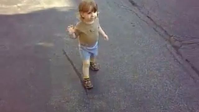 Ronik smeshno hodit 06062009110