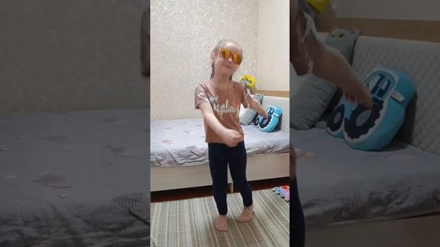Типи типи тяпа тяпа танец смотреть онлайн
