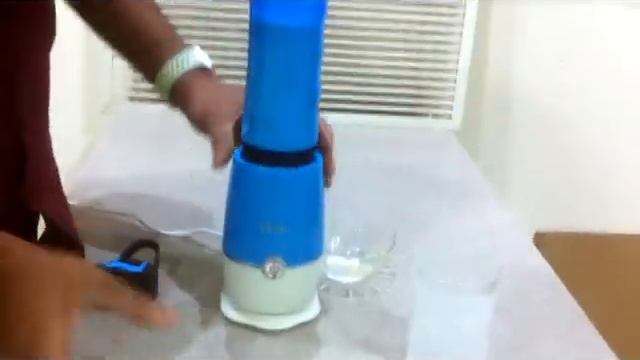 Mini Juicer Blender - SToK смотреть онлайн