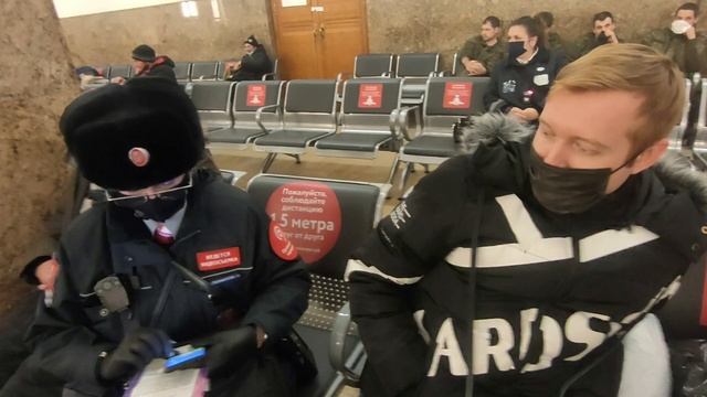 борзая контролер КОРОЛЬ штрафует пассажира смотреть онлайн