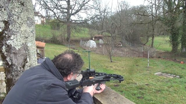 Tir arbalète EK Archery HEX400 смотреть онлайн