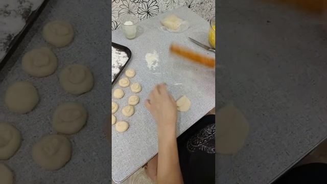Лепим вареники с картошкой) смотреть онлайн
