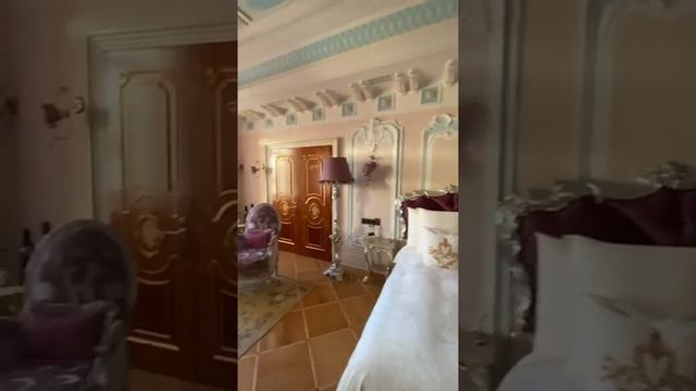 Актриса Елена Валюшкина: "Работаем во дворце, потому что королевишны!" смотреть онлайн