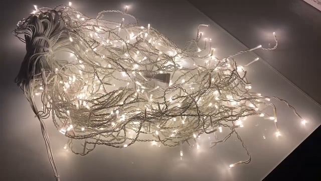 EUROLED.LV / LED Ziemassvētku lāstekas / 500 LED / WW - silti balta / 20m / IP44 / 25.5W смотреть онлайн