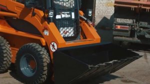 Мини погрузчик 'TERMIT 1000' Кургандормаш