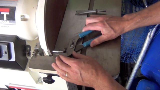 80s Land Cruiser Seat Button fix смотреть онлайн