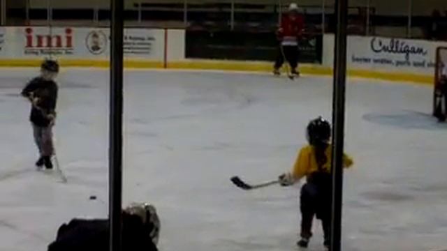 Hockey drill 1.mpg смотреть онлайн