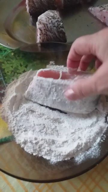 ЛЕЩ жареный самый простой быстрый способ пожарить леща в сковородке очень вкусно быстро рецепт за 1 смотреть онлайн