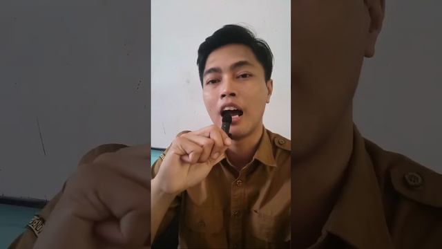 PRESENTASI MEMBACA SURAT PRIBADI смотреть онлайн