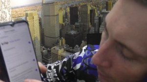 Почему в Discord не слышу собеседника в трансляции?