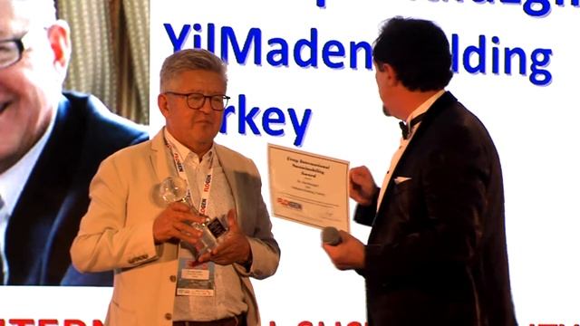 Dr. Alp Malazgirt, wins FLOGEN 2019 Fray International Sustainability Award смотреть онлайн