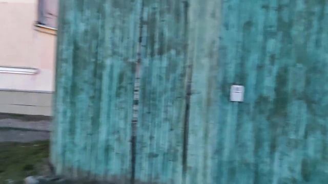 Деревянные цветы у Знамя труда. смотреть онлайн