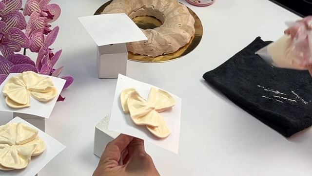 Зефірна орхідея в композиції смотреть онлайн