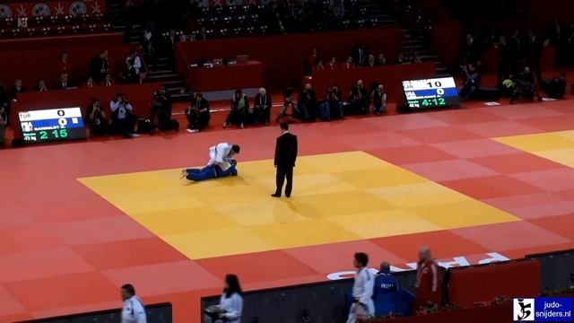 Judo 2013 Grand Slam Paris: Ceylan (TUR) - Darbelet (FRA) [-73kg] смотреть онлайн