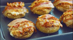 Фаршированные шампиньоны, запеченные в духовке с сыром. Грибы в духовке.