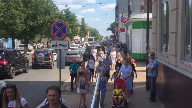 Киров в пробках после шоу Русских витязей смотреть онлайн