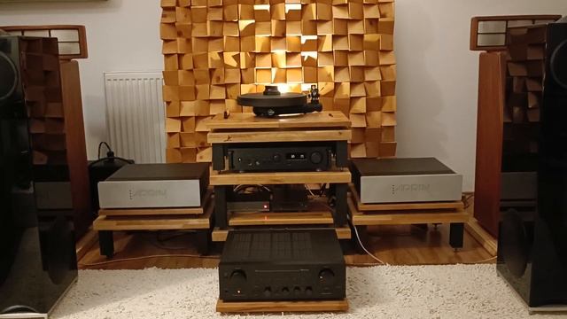 Teac UD-701N / Nakamichi IA-1 / Morel Octave 6 !!! смотреть онлайн