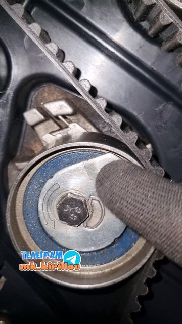 НАТЯГИВАЕМ РЕМЕНЬ КРАЙСЛЕР 2,4 #кириллов #automobile #ремонт #крайслер #газель #авторазбор смотреть онлайн