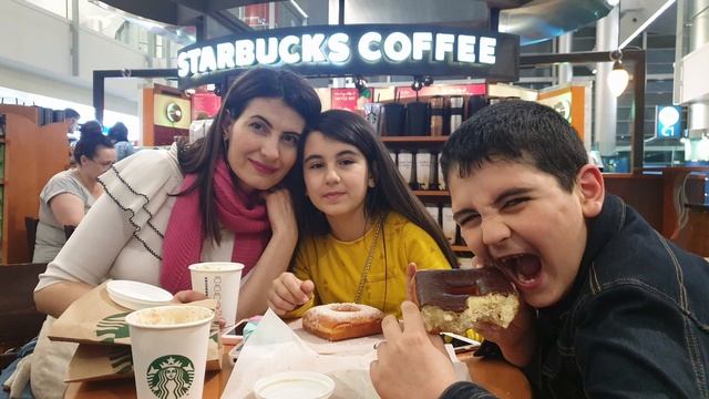Trip to Hong Kong from Yerevan смотреть онлайн