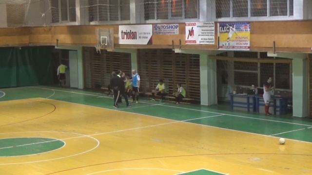 15 КУ 11 10-11 Премьер – ПУМБ смотреть онлайн