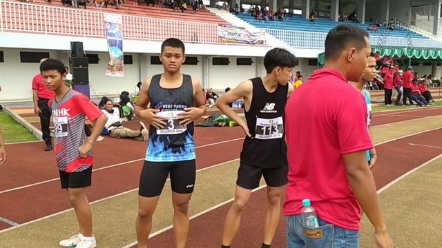 LARI 400 METER PUTRI DAN PUTRA KEJURDA ATLETIK DIY 2024 @effypelaritua смотреть онлайн