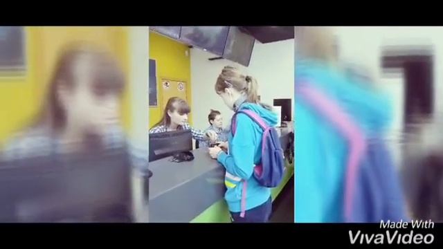 Покупка билета в кино.