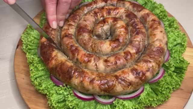 Рецепт домашней колбасы. Домашняя КОЛБАСА с чесноком. Как приготовить смотреть онлайн