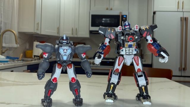 Generation Toys GT-10 Gorilla - DEFINITELY NOT ANOTHER OPTIMUS PRIMAL смотреть онлайн