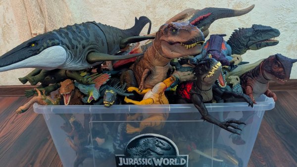 Новинки в моей коллекции динозавров Mattel #jurassicworld #hammondcollection #динозавр #юрскийпериод
