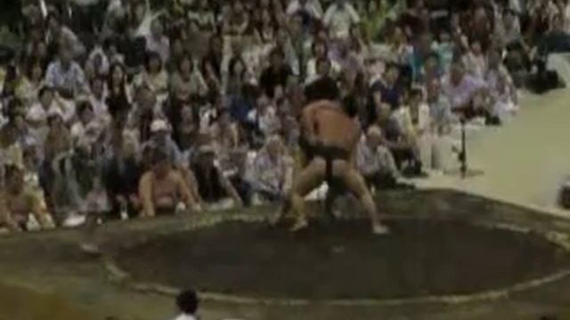 Exhibition Sumo match in Sapporo (super slow motion) 2/4 смотреть онлайн
