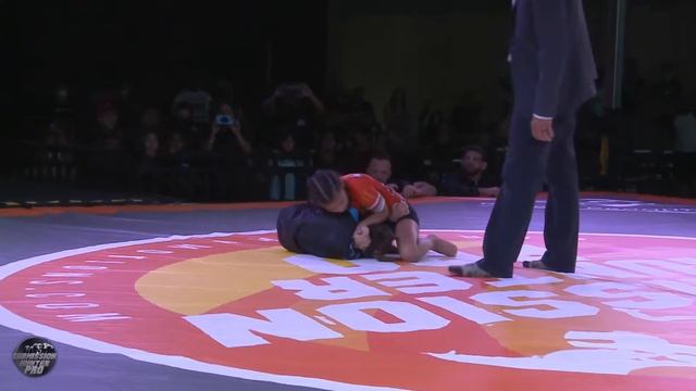 Submission Hunter Pro 57 Apalonia Nuncio vs Charlotte Washack смотреть онлайн
