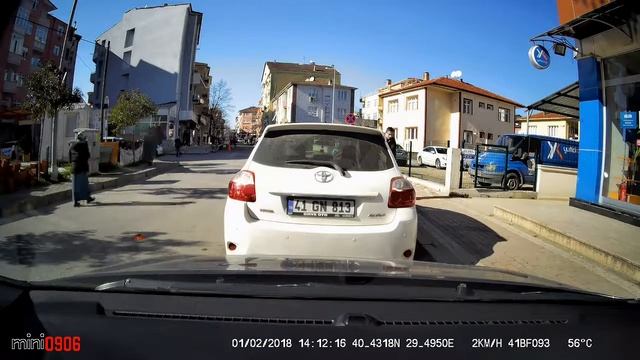 Mini 0906 Araç Kamerası - Park Modu - CPL Filtreli смотреть онлайн