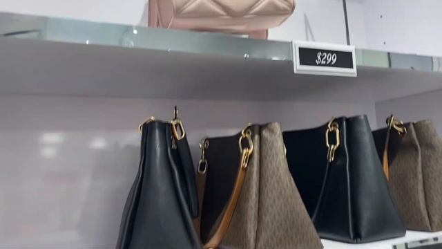 MICHAEL KORS~SUMMER COLLECTION ~HANDBAGS ~SHOES ~WALLET ~CLOTHES #shopwithme #michaelkors #coach смотреть онлайн